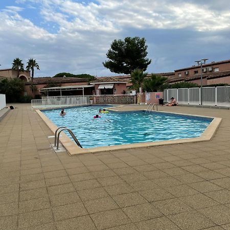 Villa 2 Etoiles Proche Plage Et Commerces Saint-Cyprien  Zimmer foto